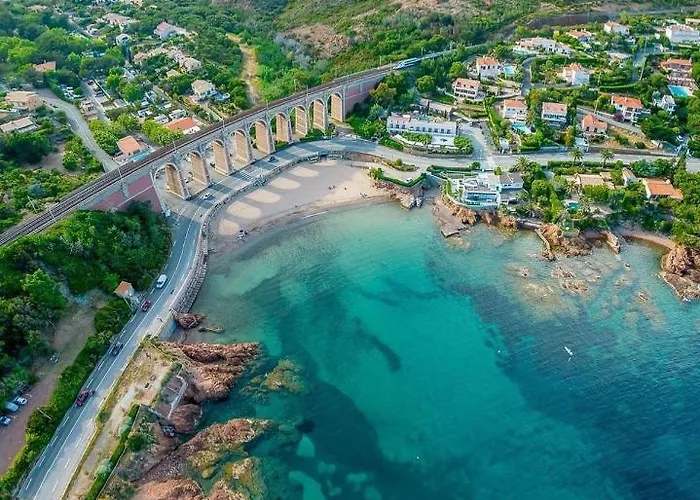 Studio 1 Neuf A 100 M Des Plages Et De La Gare