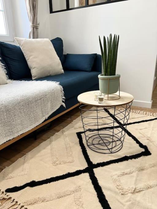 1 Neuf A 100 M Des Plages Et De La Gare Apartment Saint-Raphael (Var)